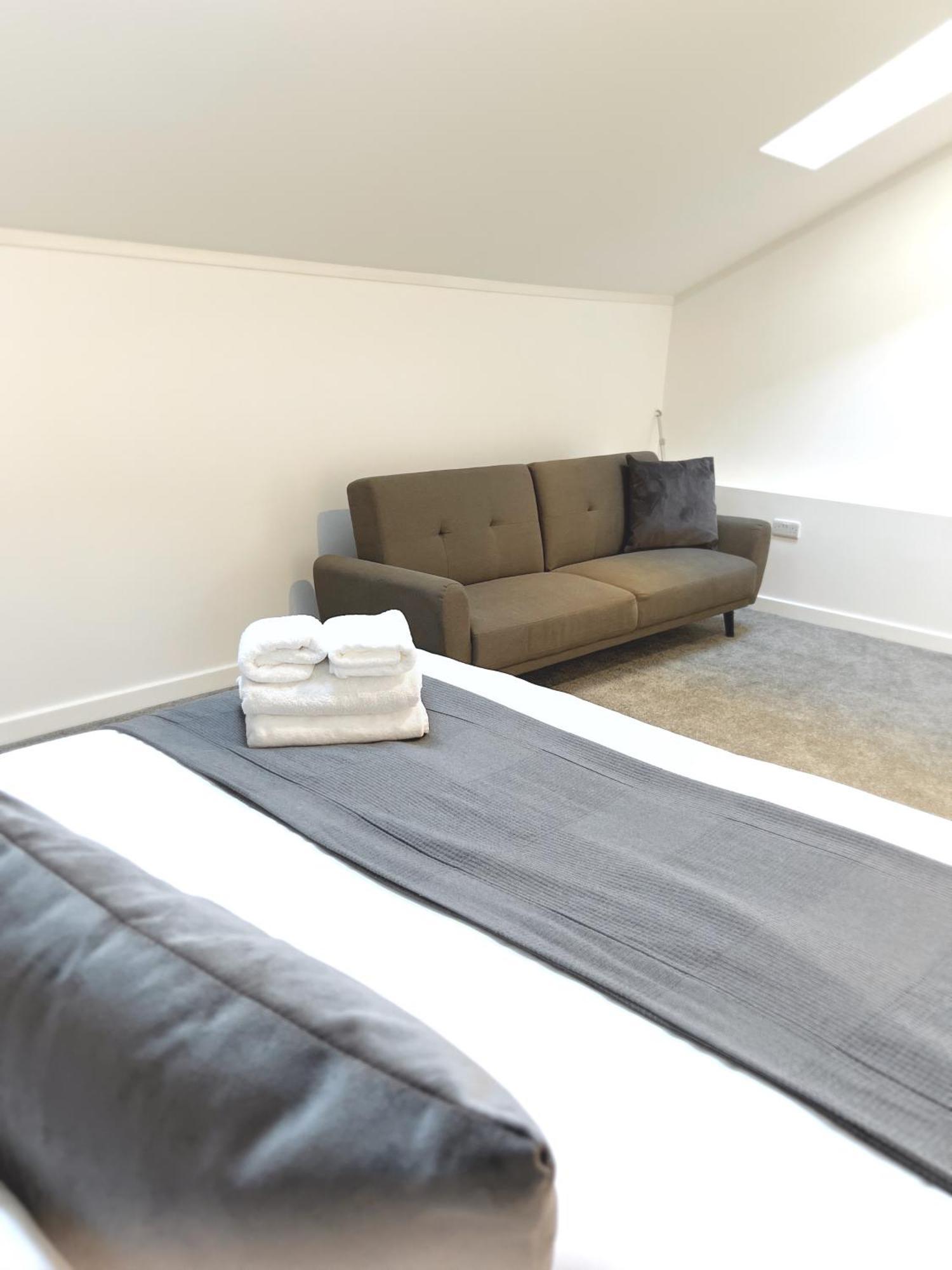 Ascot House Apartments 彼得伯勒 外观 照片